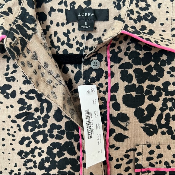 J. Crew AOP leopard black tan and pink full button down long sleeve shirt medium - Picture 4 of 7